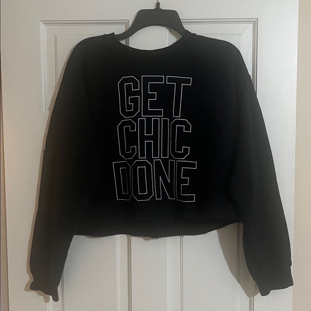 Super cute Junk Food brand women’s crop sweater